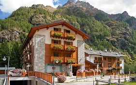 Lo Scoiattolo Hotel